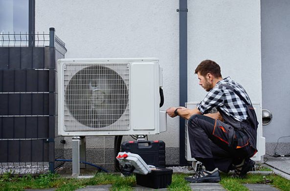 Heat pump and ductless mini split services in Everett, WA